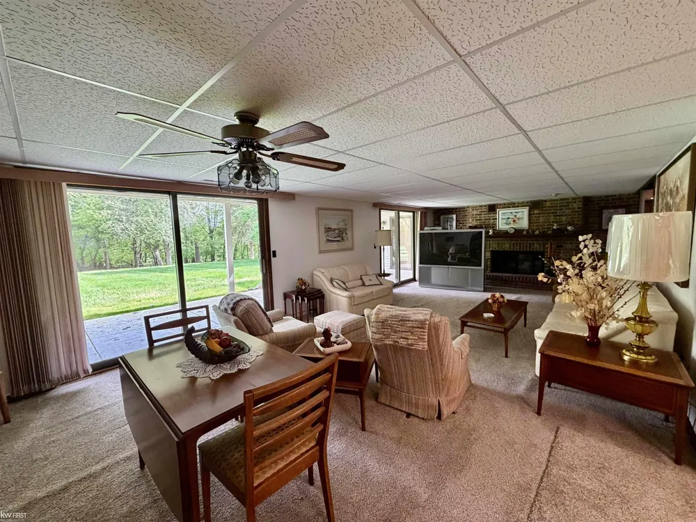 7432 River Road Flushing Charter Township, MI 48433