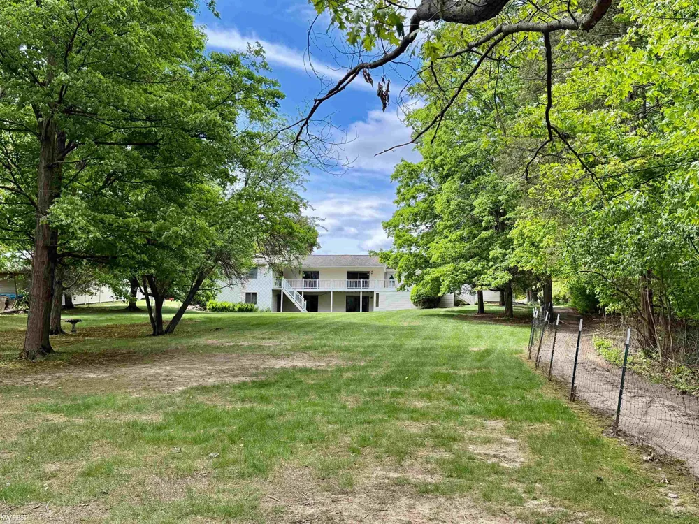 7432 River Road Flushing Charter Township, MI 48433
