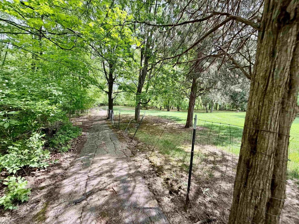 7432 River Road Flushing Charter Township, MI 48433