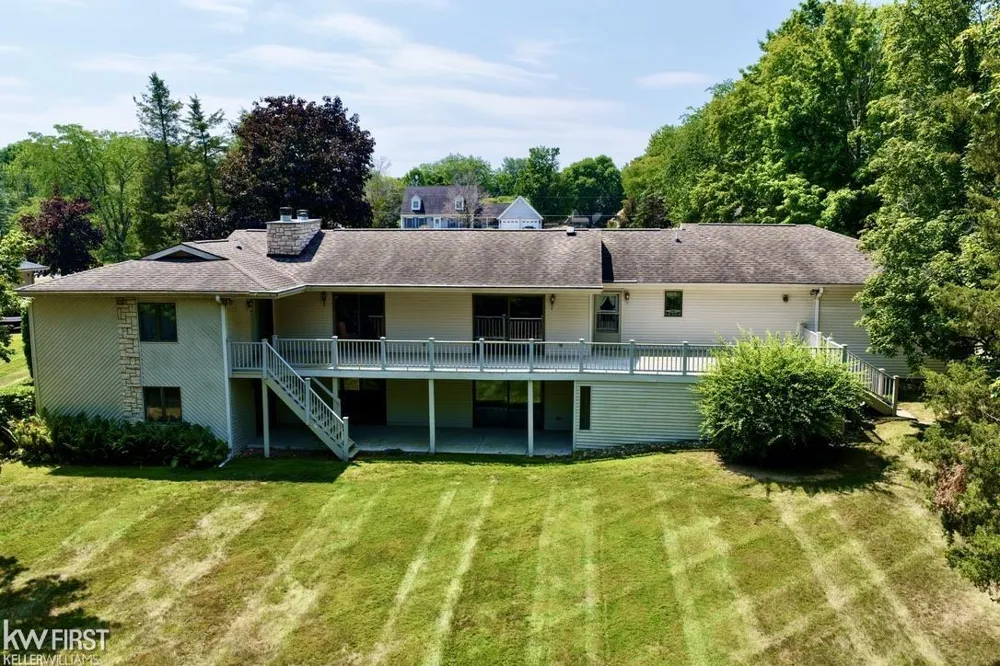 7432 River Road Flushing Charter Township, MI 48433