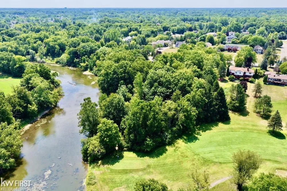 7432 River Road Flushing Charter Township, MI 48433