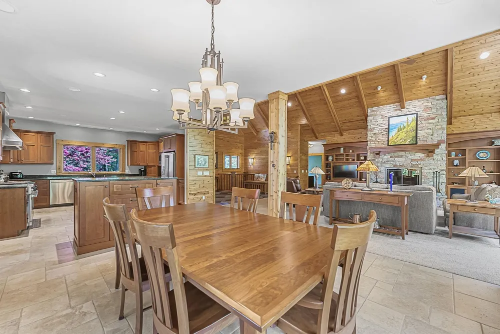 9697 Herkelrath Road Onekama Township, MI 49675