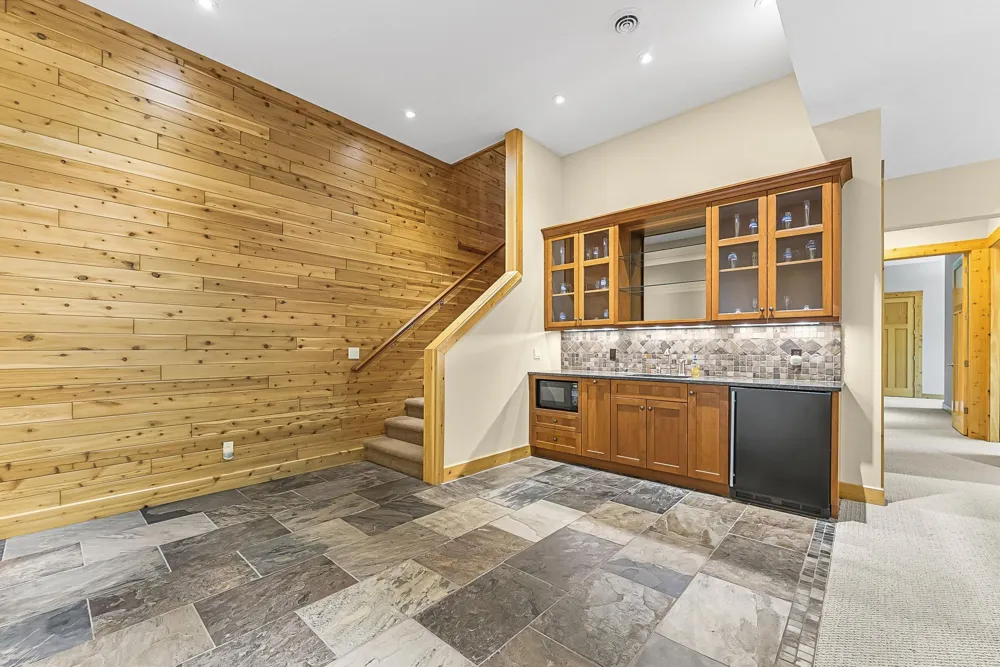 9697 Herkelrath Road Onekama Township, MI 49675