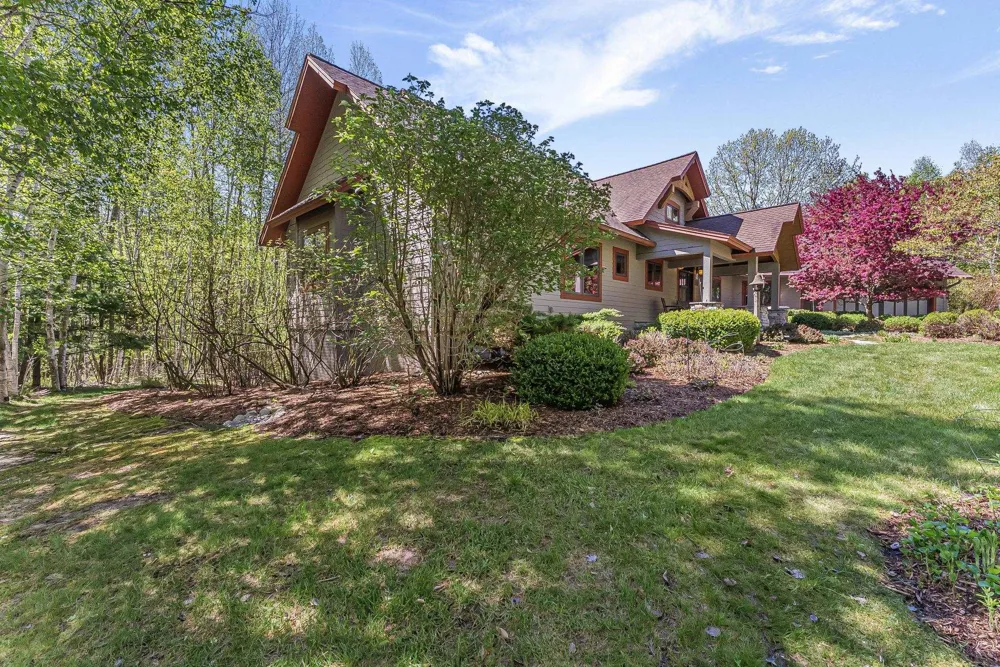 9697 Herkelrath Road Onekama Township, MI 49675