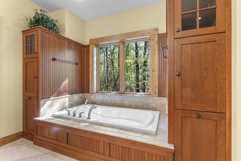 9697 Herkelrath Road Onekama Township, MI 49675