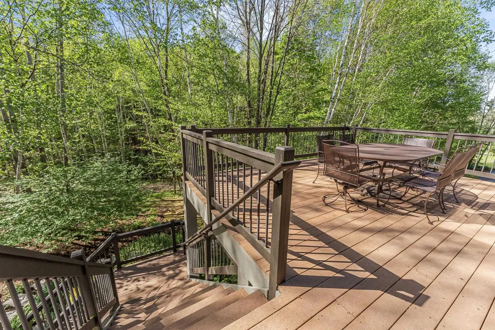 9697 Herkelrath Road Onekama Township, MI 49675