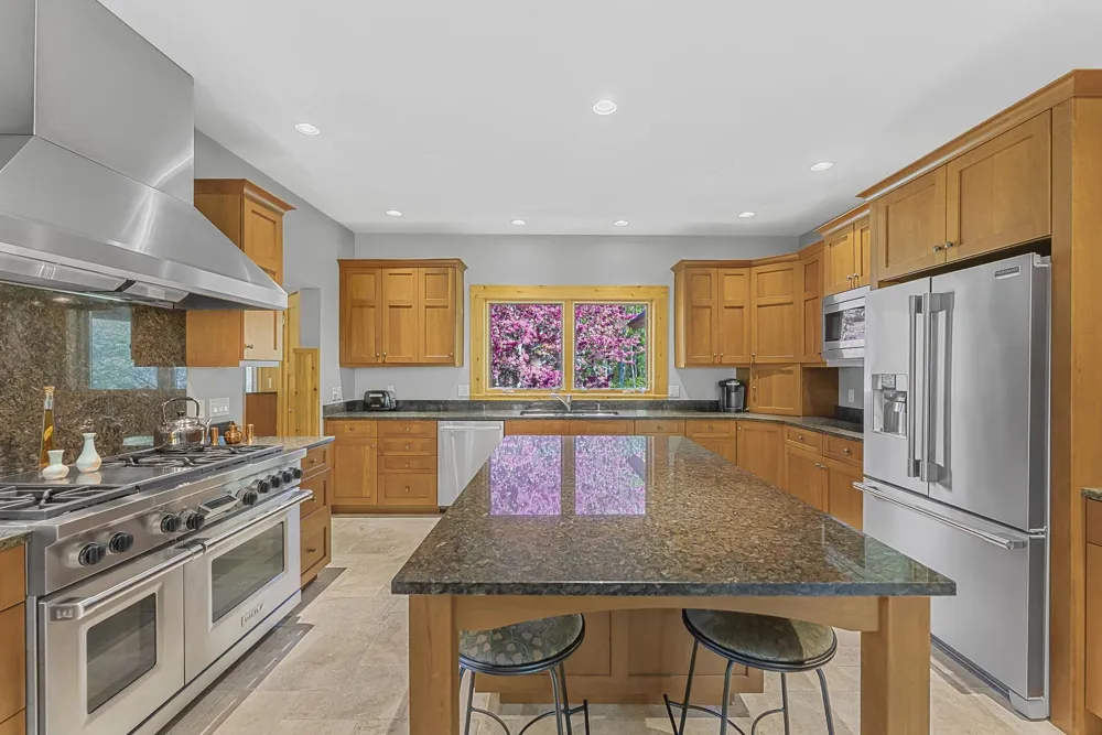 9697 Herkelrath Road Onekama Township, MI 49675