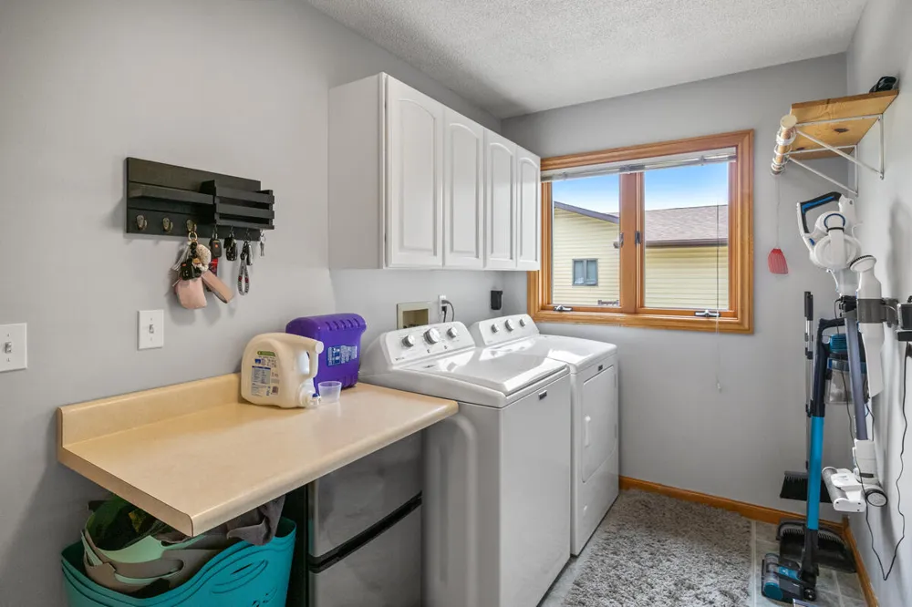 607 Apache Drive Fremont City, MI 49412