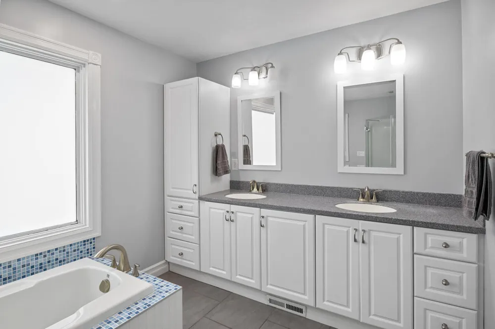 607 Apache Drive Fremont City, MI 49412
