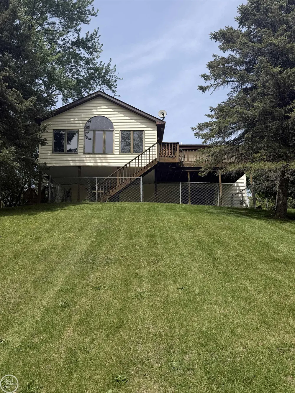 4063 River Road Fort Gratiot Charter Township, MI 48059