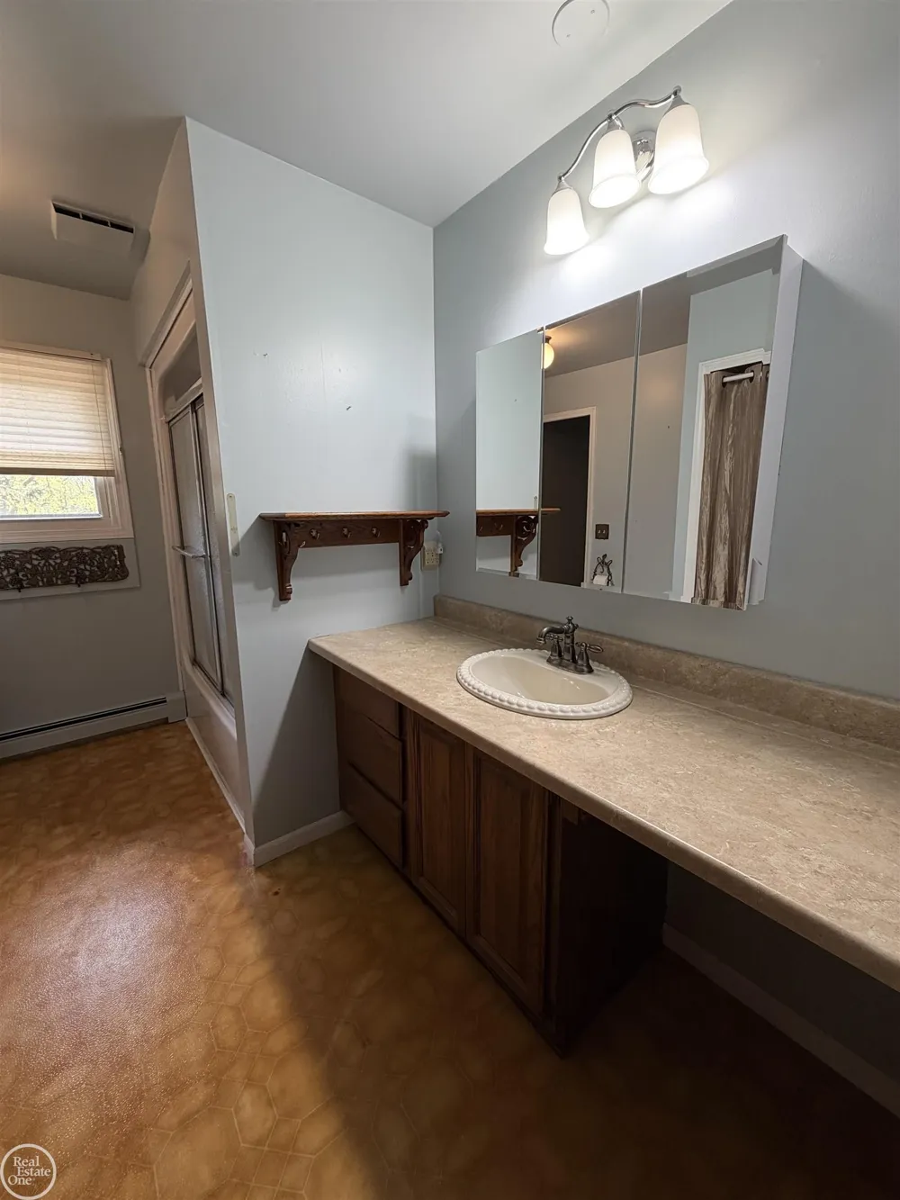 4063 River Road Fort Gratiot Charter Township, MI 48059