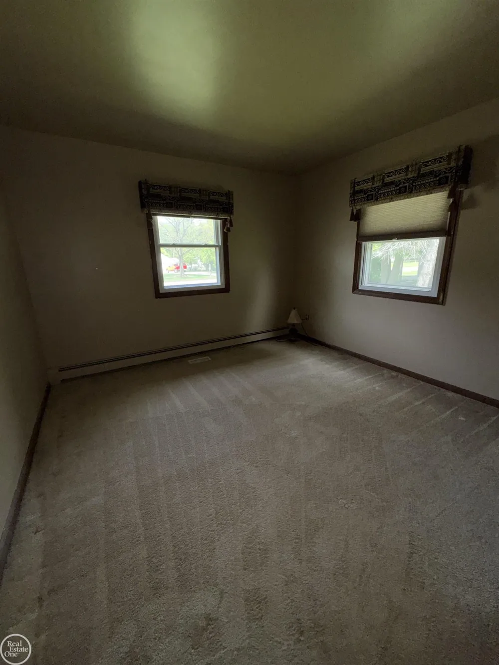 4063 River Road Fort Gratiot Charter Township, MI 48059