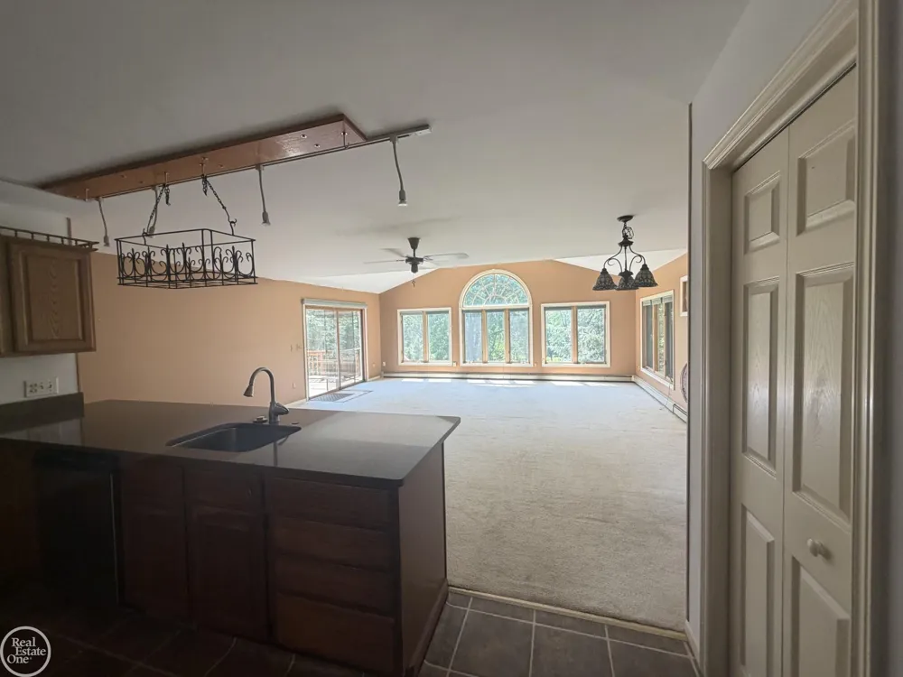 4063 River Road Fort Gratiot Charter Township, MI 48059