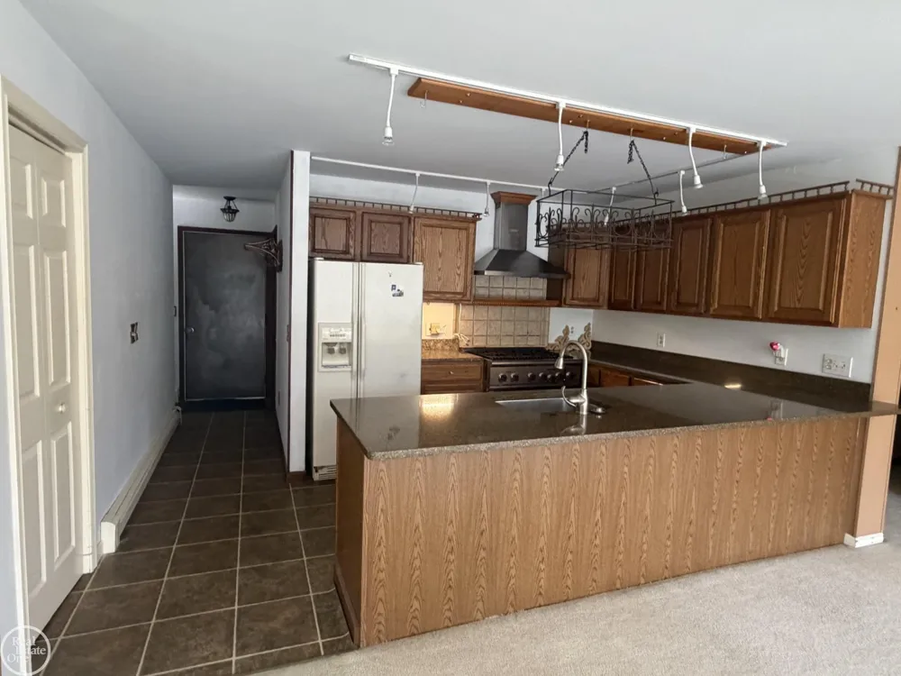 4063 River Road Fort Gratiot Charter Township, MI 48059