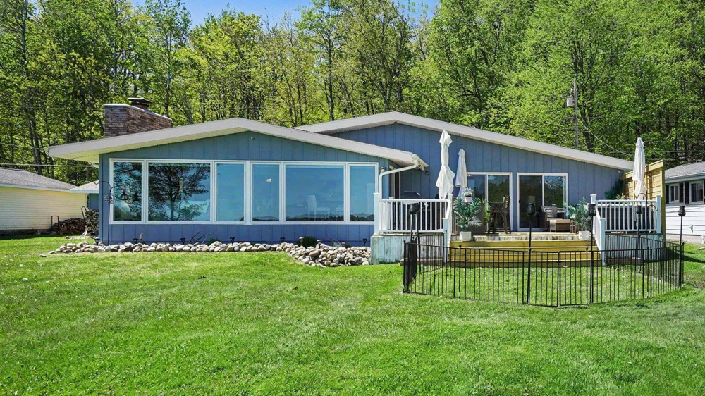 4440 Loon Lake Road Plainfield Township, MI 48739