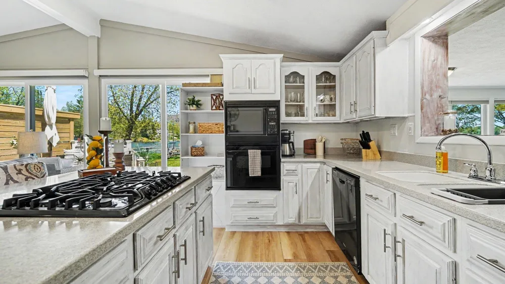 4440 Loon Lake Road Plainfield Township, MI 48739