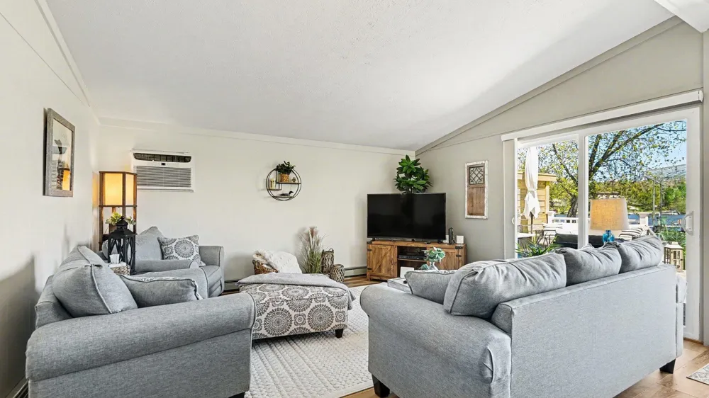 4440 Loon Lake Road Plainfield Township, MI 48739