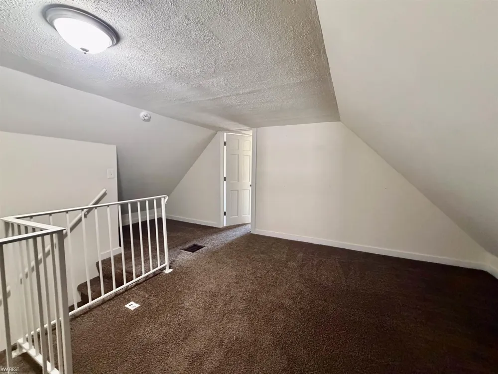 1217 Rawlins Street Port Huron City, MI 48060