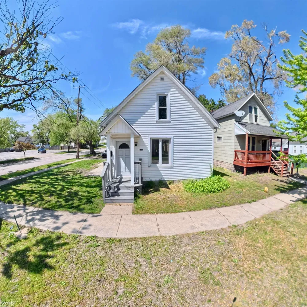 1217 Rawlins Street Port Huron City, MI 48060