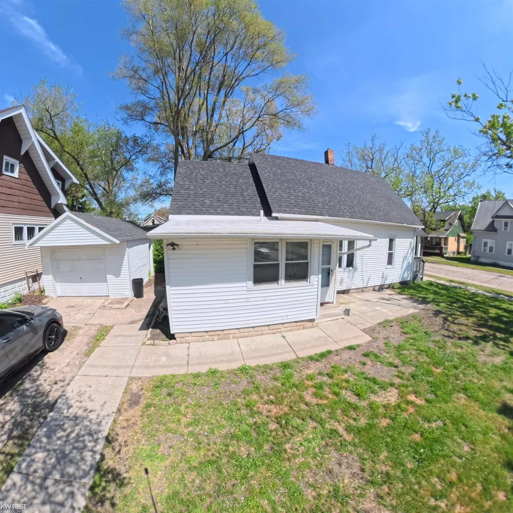 1217 Rawlins Street Port Huron City, MI 48060