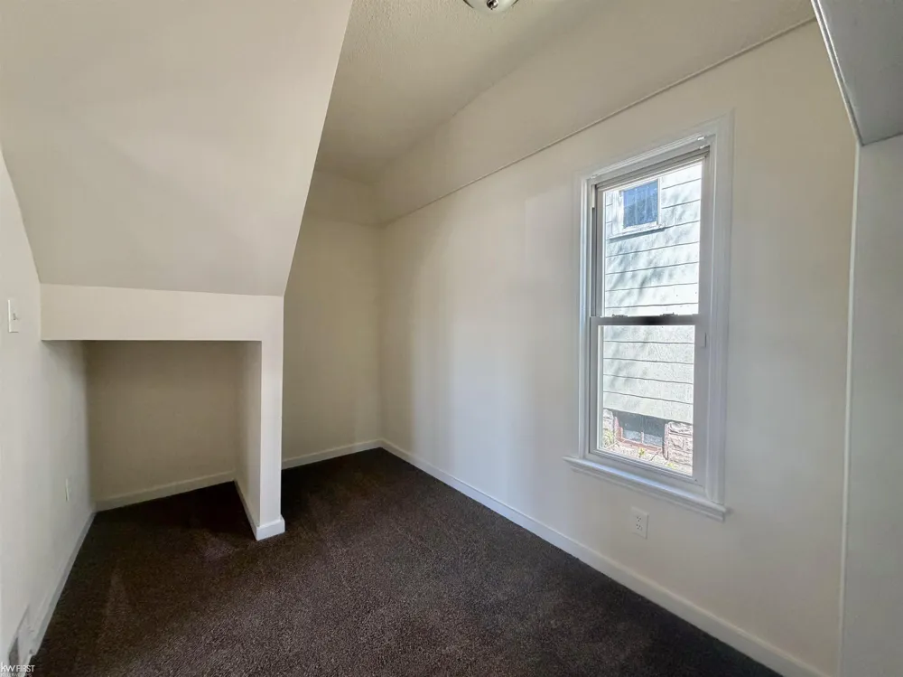 1217 Rawlins Street Port Huron City, MI 48060