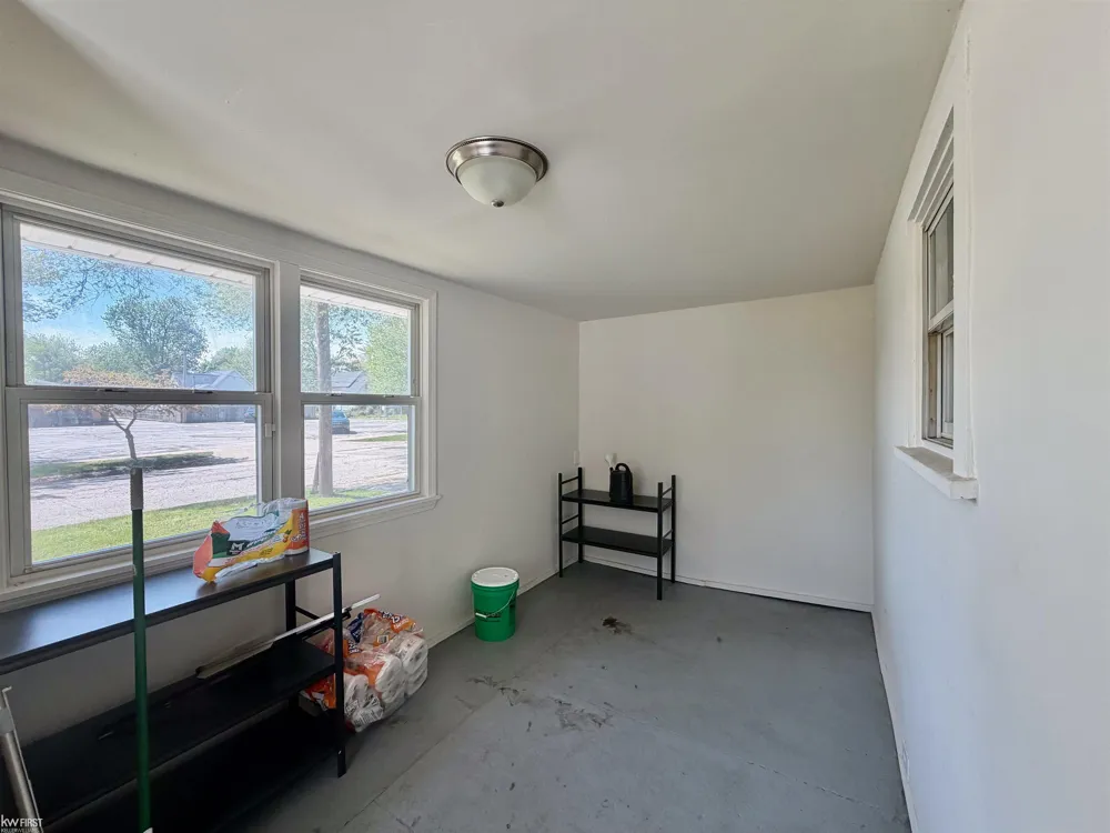 1217 Rawlins Street Port Huron City, MI 48060