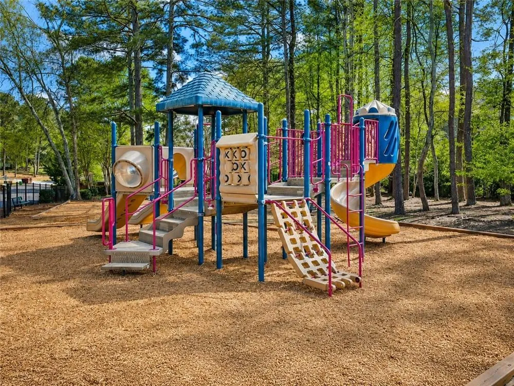 5505 Hampstead Way Johns Creek, GA 30097