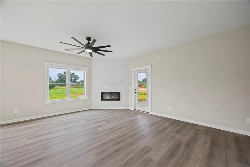 693 Racetrack Road Toccoa, GA 30577