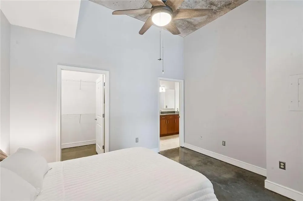 44 Peachtree Place NW #2027 Atlanta, GA 30309