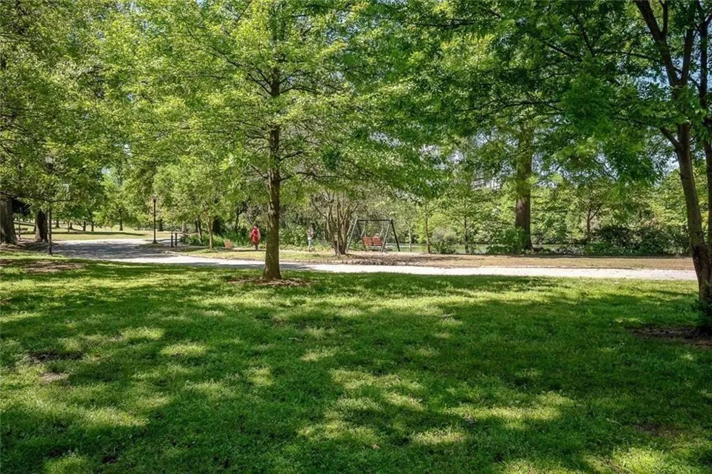 44 Peachtree Place NW #2027 Atlanta, GA 30309