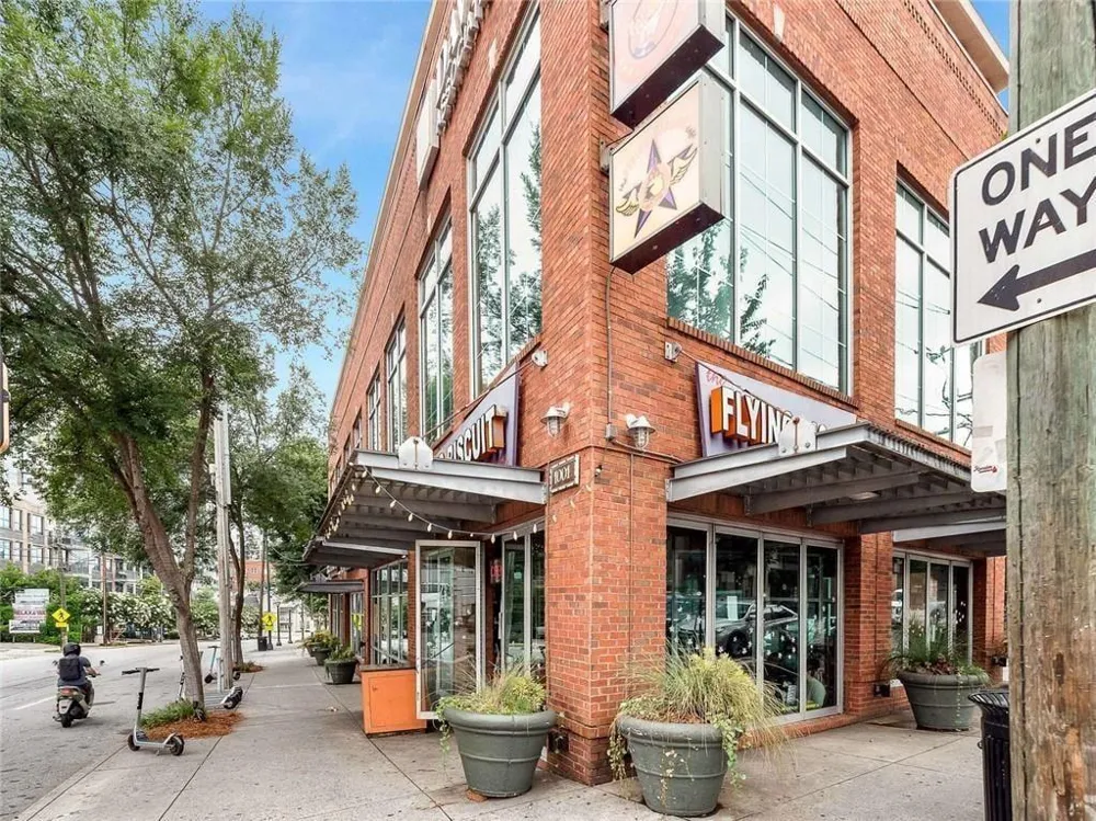 44 Peachtree Place NW #2027 Atlanta, GA 30309
