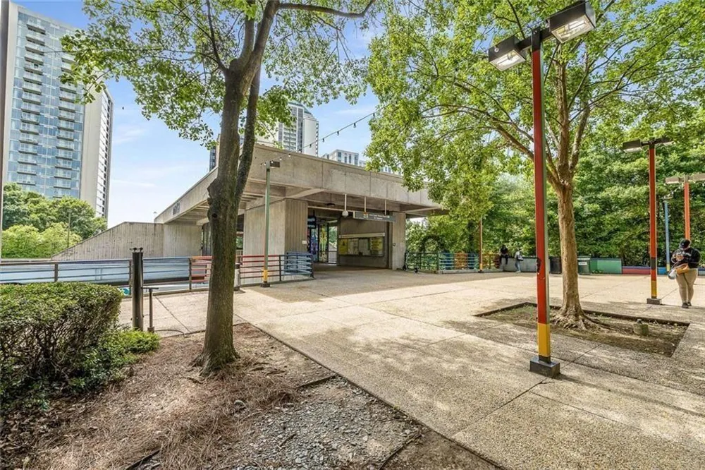 44 Peachtree Place NW #2027 Atlanta, GA 30309