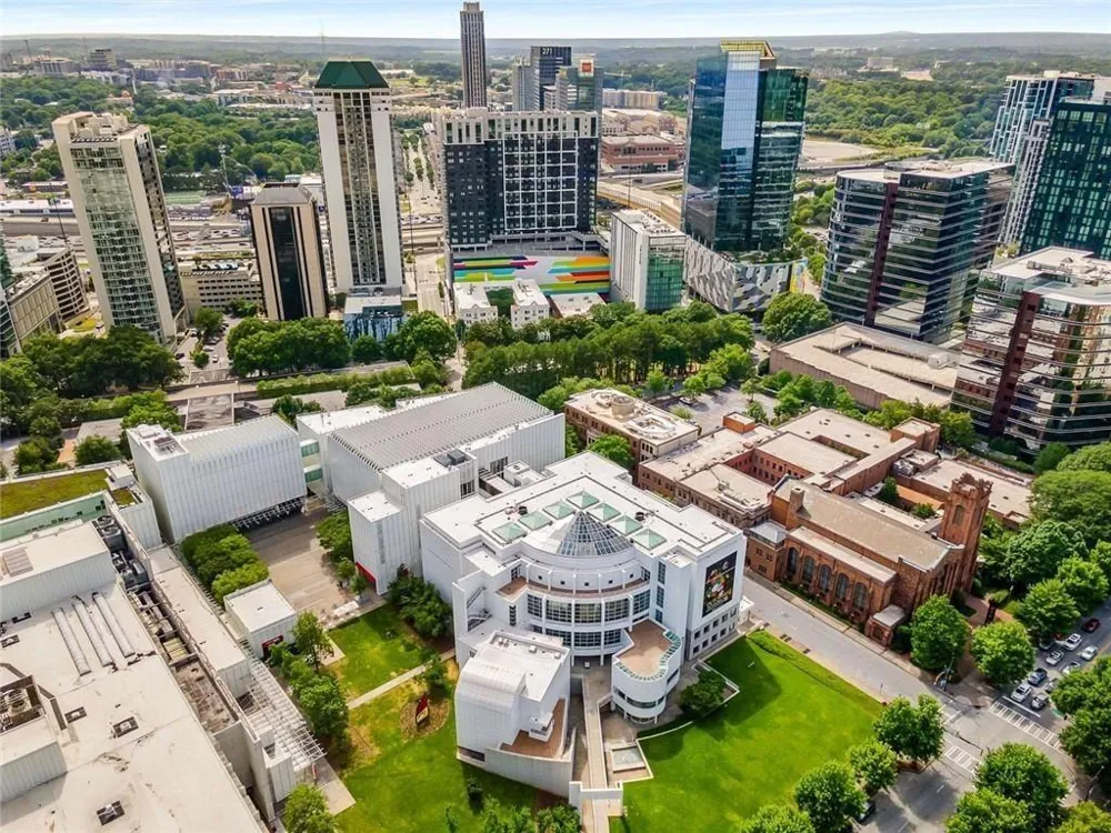 44 Peachtree Place NW #2027 Atlanta, GA 30309