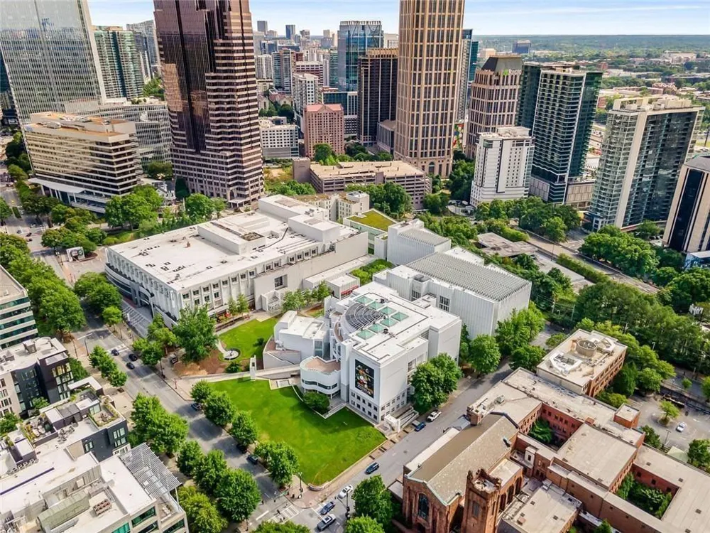 44 Peachtree Place NW #2027 Atlanta, GA 30309