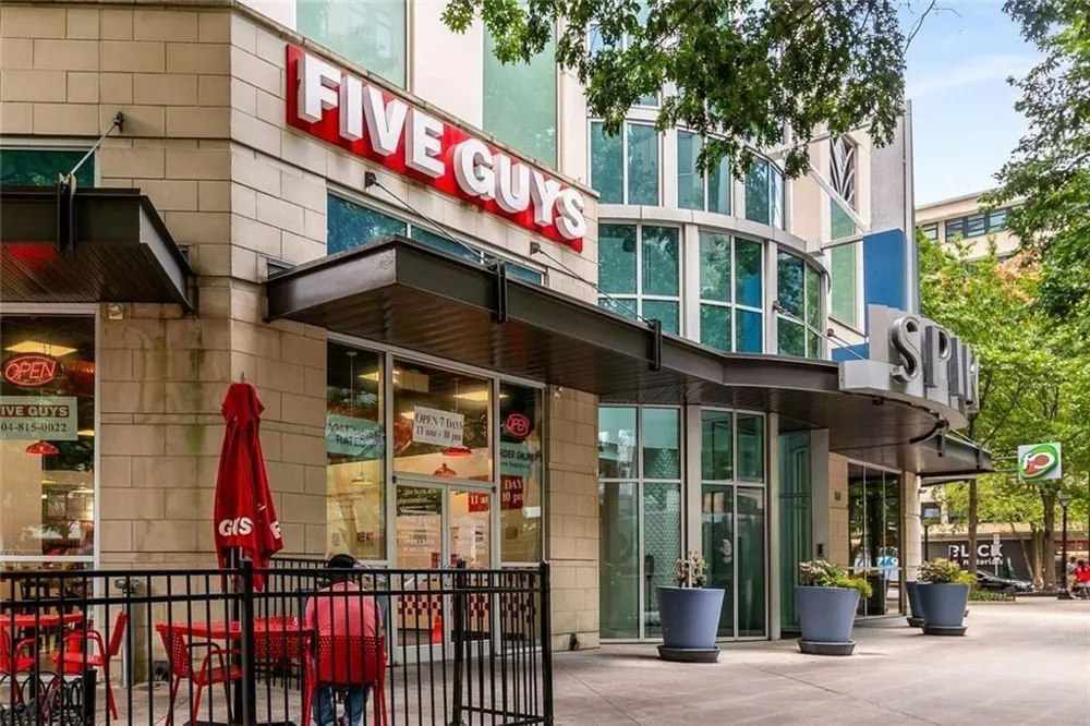 44 Peachtree Place NW #2027 Atlanta, GA 30309