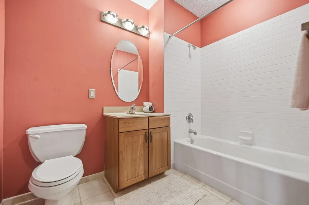 2201 Village Lane #A204 Bloomington, MN 55431