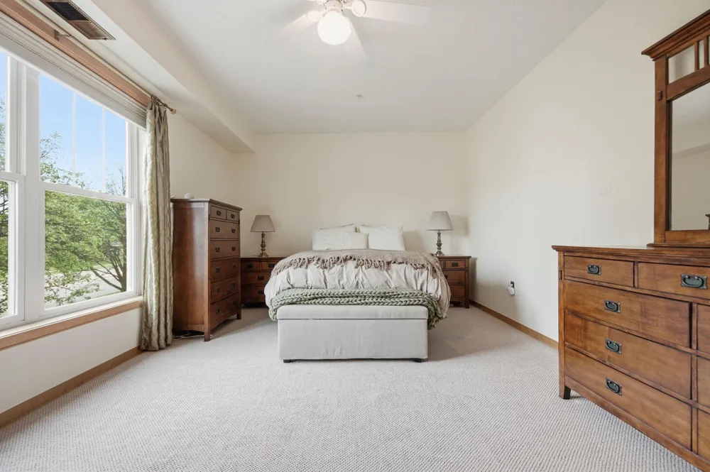2201 Village Lane #A204 Bloomington, MN 55431