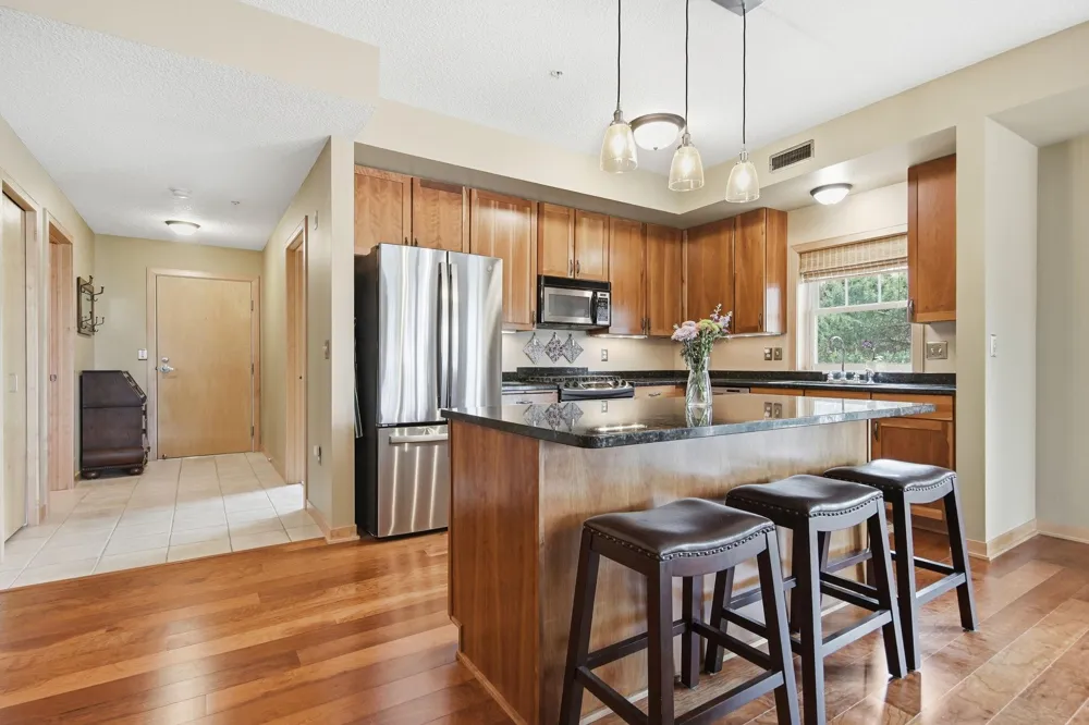 2201 Village Lane #A204 Bloomington, MN 55431