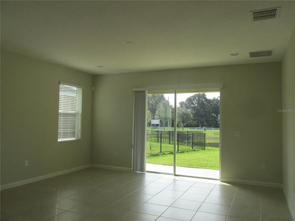 2404 SABASTIAN STREET Mount Dora, FL 32757