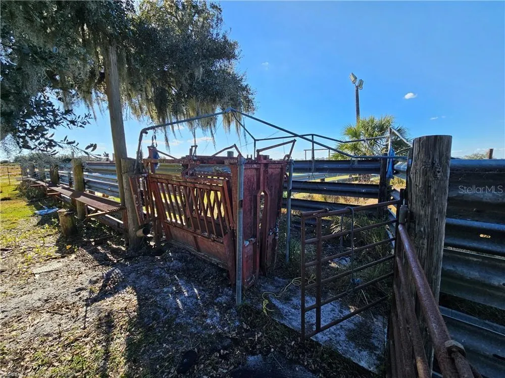 320 GRIGSBY ROAD Venus, FL 33960