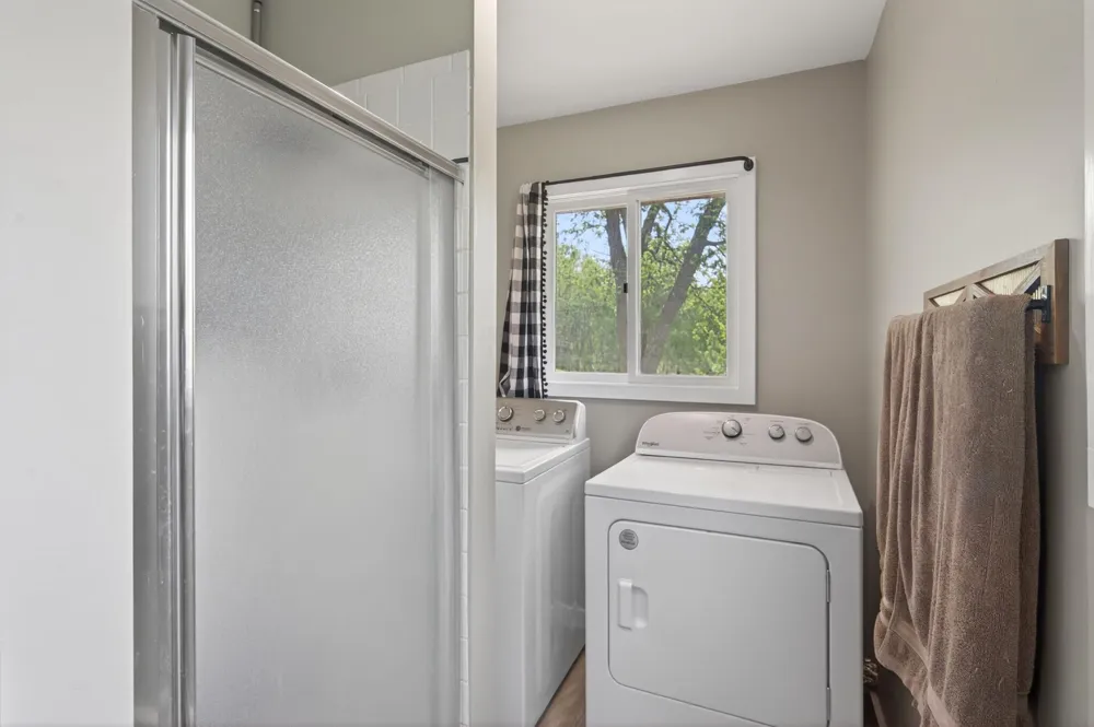 109 Lydia Road Jordan, MN 55352