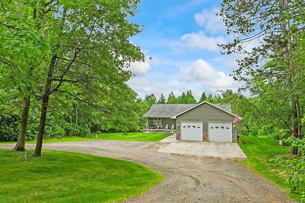 11672 147th Avenue Menahga, MN 56464
