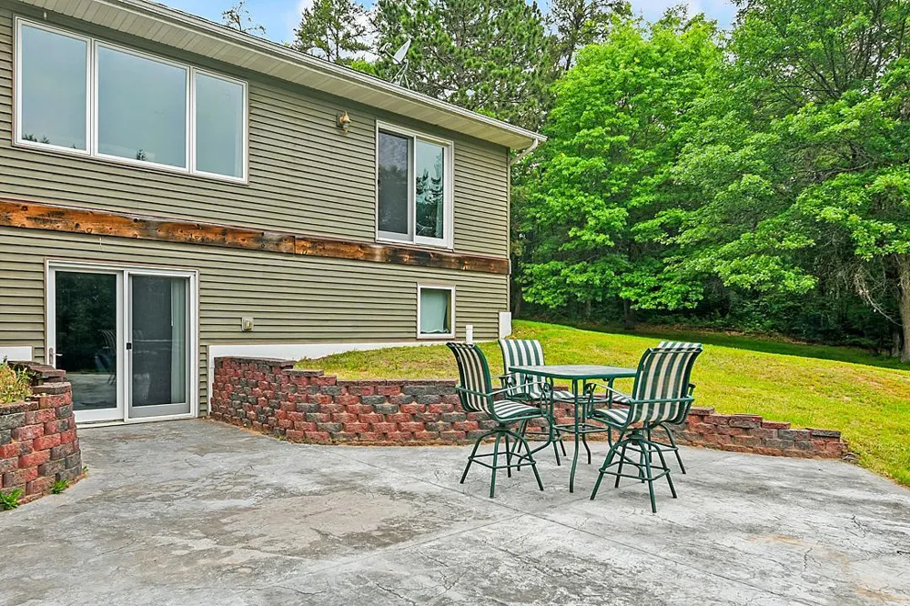 11672 147th Avenue Menahga, MN 56464