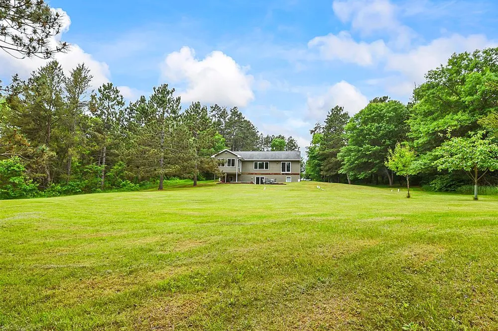 11672 147th Avenue Menahga, MN 56464