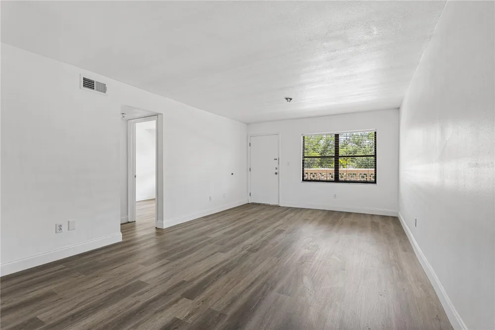 5080 LOCUST STREET NE #322 St Petersburg, FL 33703