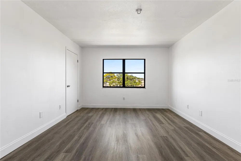 5080 LOCUST STREET NE #322 St Petersburg, FL 33703
