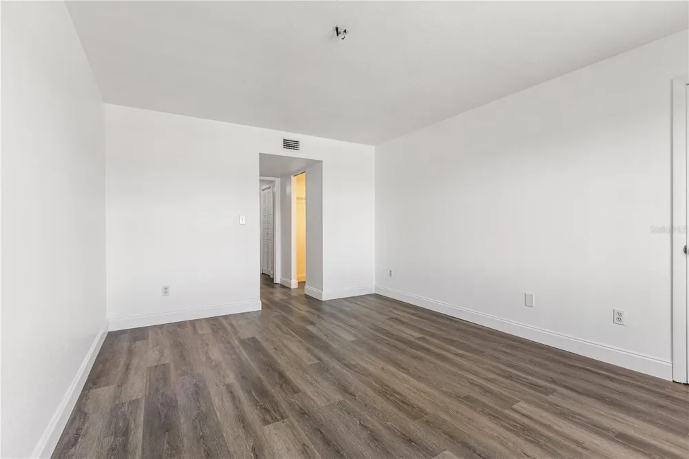5080 LOCUST STREET NE #322 St Petersburg, FL 33703