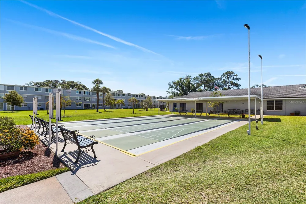 5080 LOCUST STREET NE #322 St Petersburg, FL 33703