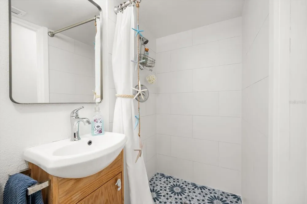 730 BAY ESPLANADE Clearwater Beach, FL 33767