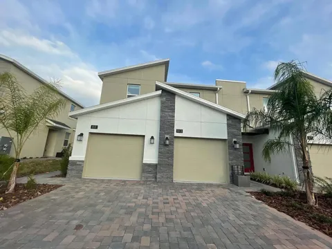 811 OCEAN COURSE AVENUE #811